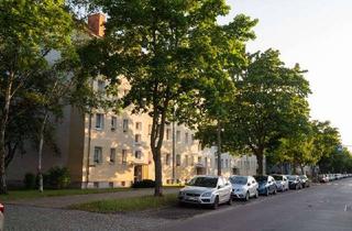 Wohnung mieten in Theodor-Neubauer-Str. 17, 06130 Damaschkestraße, Bezugsfertige 3 Zimmer-Wohnung in Halle-Rosengarten