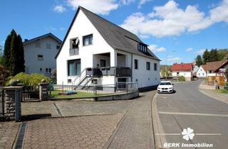 Haus kaufen in 63846 Laufach, BERK Immobilien - Top gepflegtes ZFH mit gemütlichem Garten in schöner Lage von Laufach