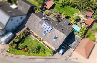 Haus kaufen in 79400 Kandern, Kandern - Wohntraum im Grünen - 3 Familienhaus in Kandern-Wollbach