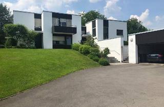 Haus kaufen in 58840 Plettenberg, Plettenberg - Zeitloses, grosszügiges Einfamilien- oder Mehrgenerationenhaus