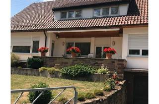 Einfamilienhaus kaufen in 72172 Sulz am Neckar, Sulz am Neckar - Einfamilienhaus mit großem Grundstück und 295 qm Wohnfläche