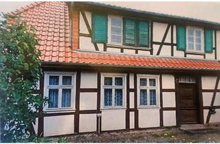 Doppelhaushälfte kaufen in 29413 Diesdorf, Diesdorf - Haus mit Nebengebäuden und großen Garten