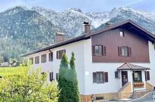 Haus kaufen in 82438 Eschenlohe, Eschenlohe - Eschenlohe - große Haushälfte mit Doppelgarage und Garten
