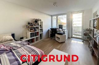 Wohnung kaufen in 81539 Ramersdorf, Obergiesing - Renoviertes Dachgeschoss-Apartment mit Balkon - Investment!