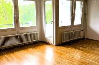 Wohnung kaufen in 71067 Sindelfingen, Großzügige 3 Zimmer-Wohnung in gepflegter Hochhaus-Wohnanlage!