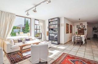 Wohnung kaufen in 40699 Erkrath, Haus im Haus mit ca. 25 m² Terrasse und Garage in Erkrath Hochdahl