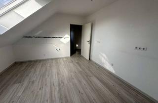 Wohnung mieten in Sanderstr., 46045 Dümpten, 1 Zimmer- gepflegt - Dachgeschoss