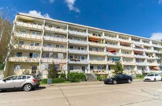 Wohnung mieten in Berliner Straße 17, 39218 Schönebeck (Elbe), 3-Raum-Wohnung mit großem Balkon zu vermieten!