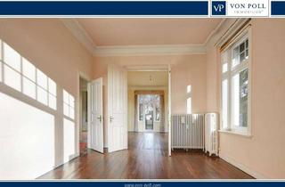 Villa kaufen in 22926 Ahrensburg, Imposante Villa - historisch und chancenreich