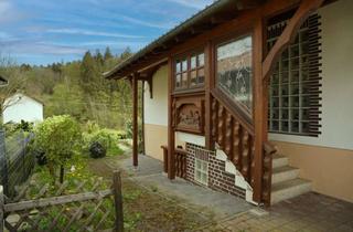 Einfamilienhaus kaufen in Im Finkenfeld 10, 36323 Grebenau, Einfamilienhaus mit Einliegerwohnung in idyllischer Feldrandlage