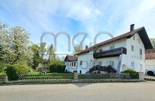 Haus kaufen in 93468 Miltach, Wohnhaus mit Nebengebäuden und Garten in exponierter Aussichtslage von Altrandsberg