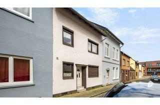 Einfamilienhaus kaufen in 28719 Burg-Grambke, Gemütliches Einfamilienhaus mit ausgebautem Dachgeschoss zum Renovieren in Burg-Grambke