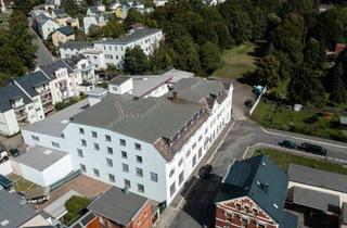Gewerbeimmobilie kaufen in 08606 Oelsnitz, Sehr gepflegte Gewerbeimmobilie für Produktion/Lager/Büro & Verwaltung in Oelsnitz / Vogtl. - Gesamtgewerbefläche ca. 3.522 m² - Grundstück 10.364 m²