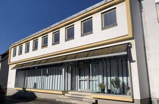 Geschäftslokal mieten in 95111 Rehau, Gewerbeimmobilie mit Entwicklungspotential in zentraler Lage von Rehau - Ausstellung, Büro, Lager, Produktion im Mischgebiet - mit Laderampe im EG - Gesamtgewerbefläche ca. 1.786 m²