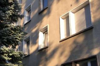 Wohnung kaufen in 06647 Bad Bibra, Schöne und leerstehende 3 Zimmerwohnung mit Balkon im Erholungsort
