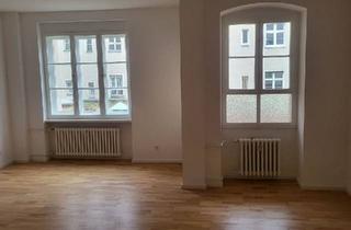 Wohnung kaufen in 12167 Berlin, Berlin - VERKAUF Wohnung Steglitz 2 ZI bezugsfertig hochwertig renoviert