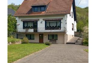 Haus kaufen in 54584 Jünkerath, Jünkerath - Haus zuverkaufen in der Eifel mit großem Grundstück