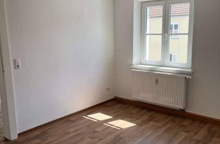 Wohnung mieten in Gerhart-Hauptmann-Str., 96317 Kronach, Schöne 1-Zimmer Wohnung in der Siedlung