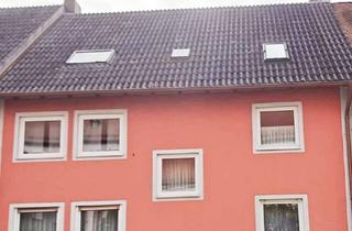 Mehrfamilienhaus kaufen in 92256 Hahnbach, Mehrfamilienhaus 3-Familienhaus + Balkon/Terrasse Top Lage! Verkauf leerstehend oder teilvermietet!