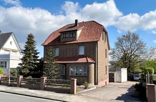 Haus kaufen in Hölderlinstraße, 32108 Bad Salzuflen, Tolle Wohnlage! Gebäudekomplex mit 4 Wohneinheiten und ehemaliger Gaststätte in Bad Salzuflen