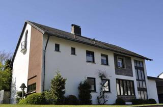 Einfamilienhaus kaufen in 95192 Lichtenberg, Einfamilienhaus mit Doppelgarageund parkähnlichem Grundstück