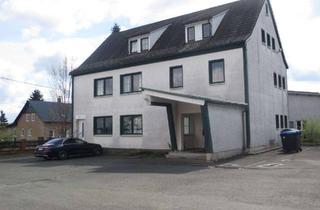 Haus kaufen in 08223 Grünbach, Bezugsfreies Wohn- und Geschäftshaus mit Parkplätzen (Büros und Wohnung) in Grünbach