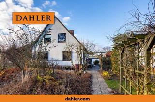 Grundstück zu kaufen in 22395 Bergstedt, Entdecken Sie das Potenzial - großzügiges Grundstück mit gepflegter Bestandsimmobilie