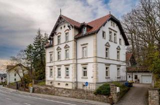 Wohnung kaufen in 01324 Bühlau/Weißer Hirsch, Charmantes Investment in DD-Bühlau. Tolle Altbauwohnung mit Balkon und Einbauküche.