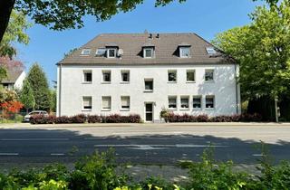 Wohnung kaufen in 41812 Erkelenz, Traumhaftes Wohnen: Liebevoll sanierte Altbauwohnung mit malerischen Garten mitten in Erkelenz Stadt