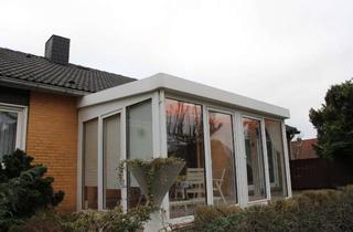 Einfamilienhaus kaufen in 31535 Neustadt am Rübenberge, Bungalow / Einfamilienhaus mit Wintergarten, Garage und voll unterkellert in ruhiger Lage