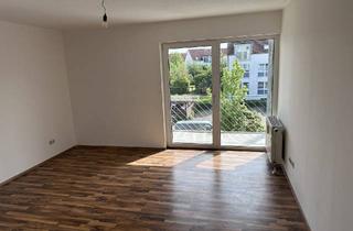 Wohnung mieten in 38440 Wolfsburg, Modernisierte 2-Zimmer-Wohnung mit großem Balkon am Hageberg