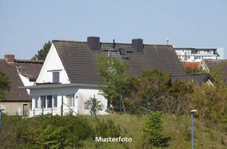 Haus kaufen in 65201 Wiesbaden, Ohne Provision! Wohnhaus mit mehreren Garagen
