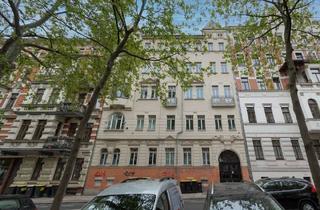 Wohnung kaufen in 04275 Leipzig, Leipzig - WOHLFÜHLOASE ÜBER DEN DÄCHERN LEIPZIGS Großzügige 4-Raum-Wohnung in begehrter Stadtlage