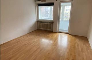 Wohnung kaufen in 80636 München, München - Gepflegte 2-Zimmer-Wohnung mit Einbauküche in München Neuhausen