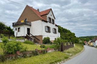 Einfamilienhaus kaufen in 66453 Gersheim, Gersheim - Haus mit 3 Garagen, Garten und angrenzendem GrundstückBauplatz