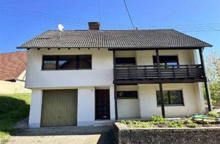 Einfamilienhaus kaufen in 97950 Großrinderfeld, Einfamilienhaus mit Terrasse und Balkon in der Nähe von Großrinderfeld