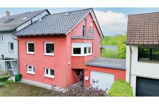 Doppelhaushälfte kaufen in 97078 Versbach, Einzigartiges Wohnambiente: Doppelhaushälfte mit zeitgemäßem Design
