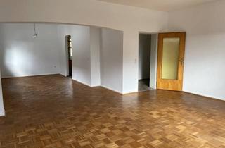 Wohnung mieten in Firnsbachtal, 34270 Schauenburg, 3-4 Zimmer mit EBK und großem Balkon naturnah