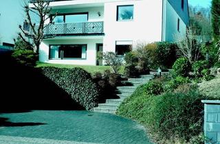 Haus kaufen in 57271 Hilchenbach-Dahlbruch, Hilchenbach-Dahlbruch - Schönes Wohnhaus mit Einliegerwohnung in attraktiver Sonnenlage