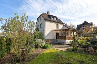 Haus kaufen in 58710 Menden, Menden - Menden Oberrödinghausen - EFH mit Einliegerwohnung im EG auf 1.200 m² Grundstück