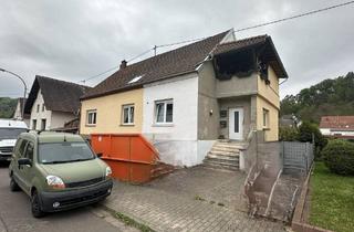 Haus kaufen in 66701 Beckingen, Beckingen - 1-2 Familienhaus zum fertigstellen in ruhiger Lage