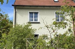 Haus kaufen in 97421 Schweinfurt, Schweinfurt - Provisionsfrei - Charmantes Reihenendhaus mit grosszügigem Grundstück