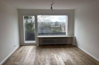 Wohnung kaufen in 22850 Norderstedt, Wunderschöne sanierte Wohnung mit Südwestbalkon Dielenboden und neuer Elektrik