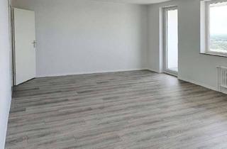 Wohnung mieten in Konrad-Adenauer-Straße 80, 51149 Finkenberg, In Renovierung - Ihr neues Zuhause mit 3 Zimmern und Balkon in Porz