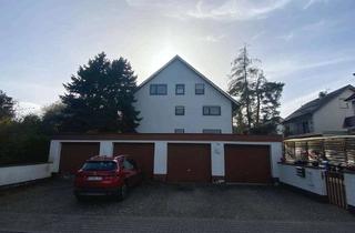 Haus kaufen in 63322 Rödermark, Mit Entwicklungspotenzial - Dreifamilienhaus in Feldrandlage