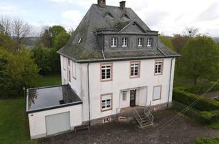 Haus kaufen in 54413 Geisfeld, Denkmalobjekt: Einzigartiges Haus mit viel Platz