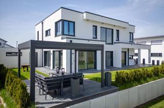 Villa kaufen in 72505 Krauchenwies, Residenz Eleganz: Stilvolle Stadtvilla im modernen Bauhaus-Design