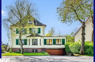 Villa kaufen in 42111 Wuppertal, Imposante, freistehende Villa auf Südgrundstück in Toplage