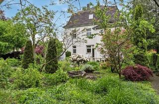 Haus kaufen in 40822 Mettmann, Ein Juwel mit schöner Architektur und traumhaften Garten mit Baugrundstück!