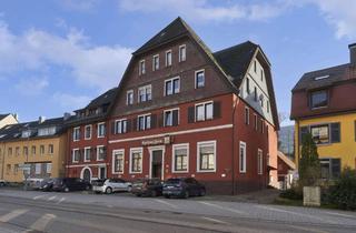 Mehrfamilienhaus kaufen in 79183 Waldkirch, Mehrfamilienhaus mit Gewerbe, 9 Wohnungen in historischem Gebäude in 79183 Waldkirch
